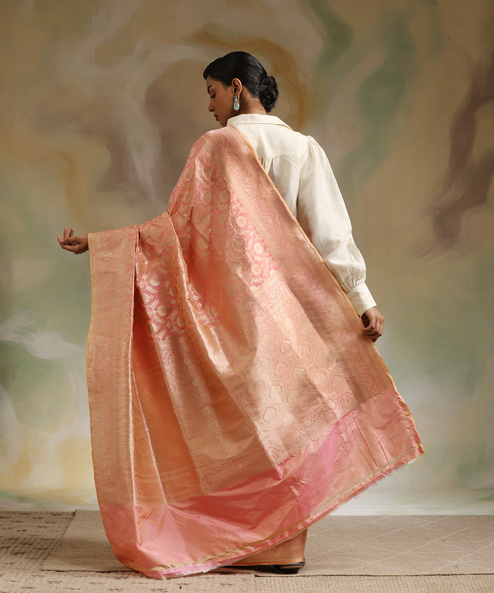 Pink_And_Peach_Double_Shade_Pure_Katan_Silk_Banarasi_Saree_With_Cutwork_Jaal_WeaverStory_03