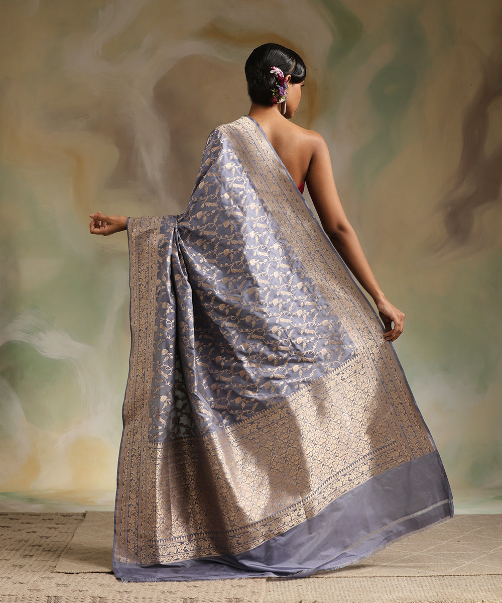 Pastel_Voilet_Handloom_Pure_Katan_Silk_Banarasi_Saree_With_Cutwork_Jaal_WeaverStory_03