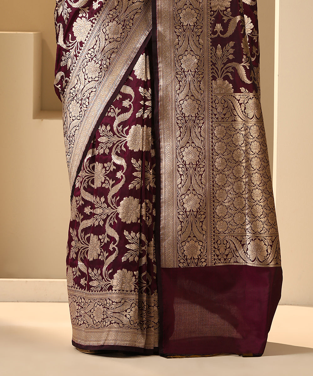 Wine_Handloom_Pure_Katan_Silk_Banarasi_Saree_With_All_Over_Jaal_WeaverStory_04
