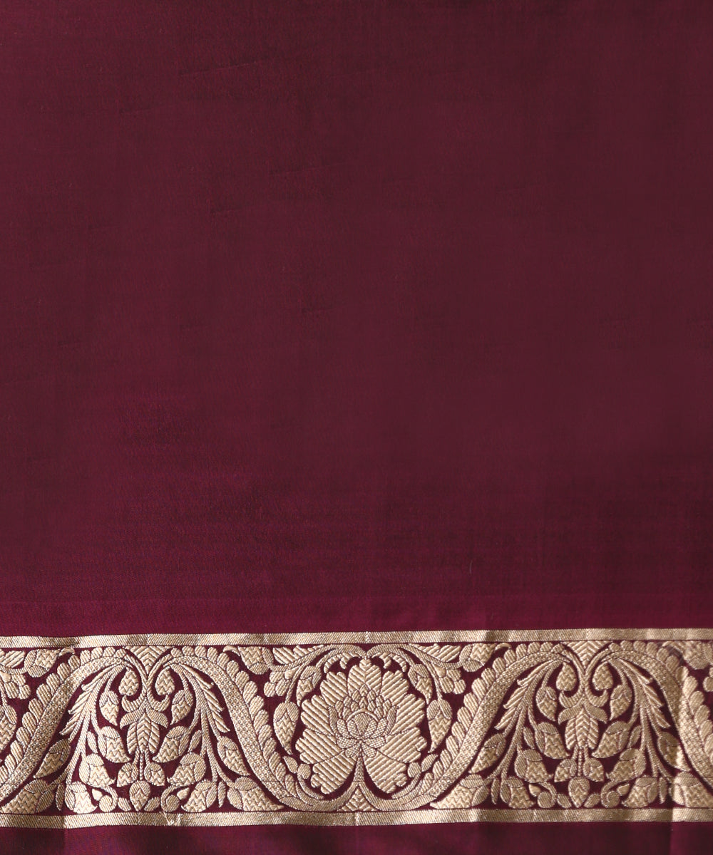 Wine_Handloom_Pure_Katan_Silk_Banarasi_Saree_With_All_Over_Jaal_WeaverStory_05