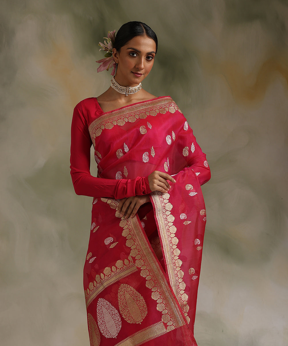 Hot_Pink_Handloom_Pure_Kora_Silk_Banarasi_Saree_With_Kadhwa_Booti_WeaverStory_01