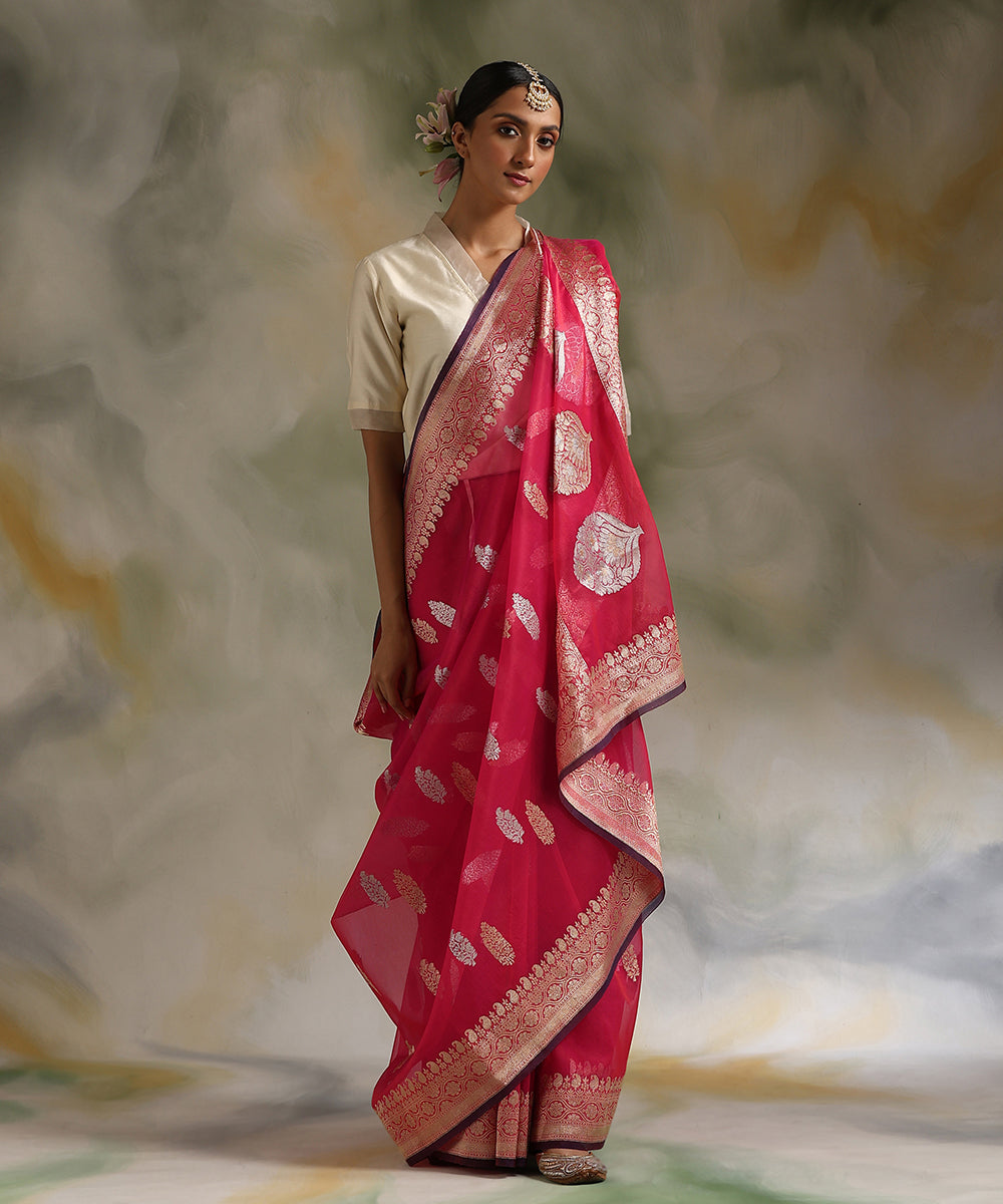 Handloom_Hot_Pink_Pure_Kora_Silk_Banarasi_Saree_With_Border_WeaverStory_02