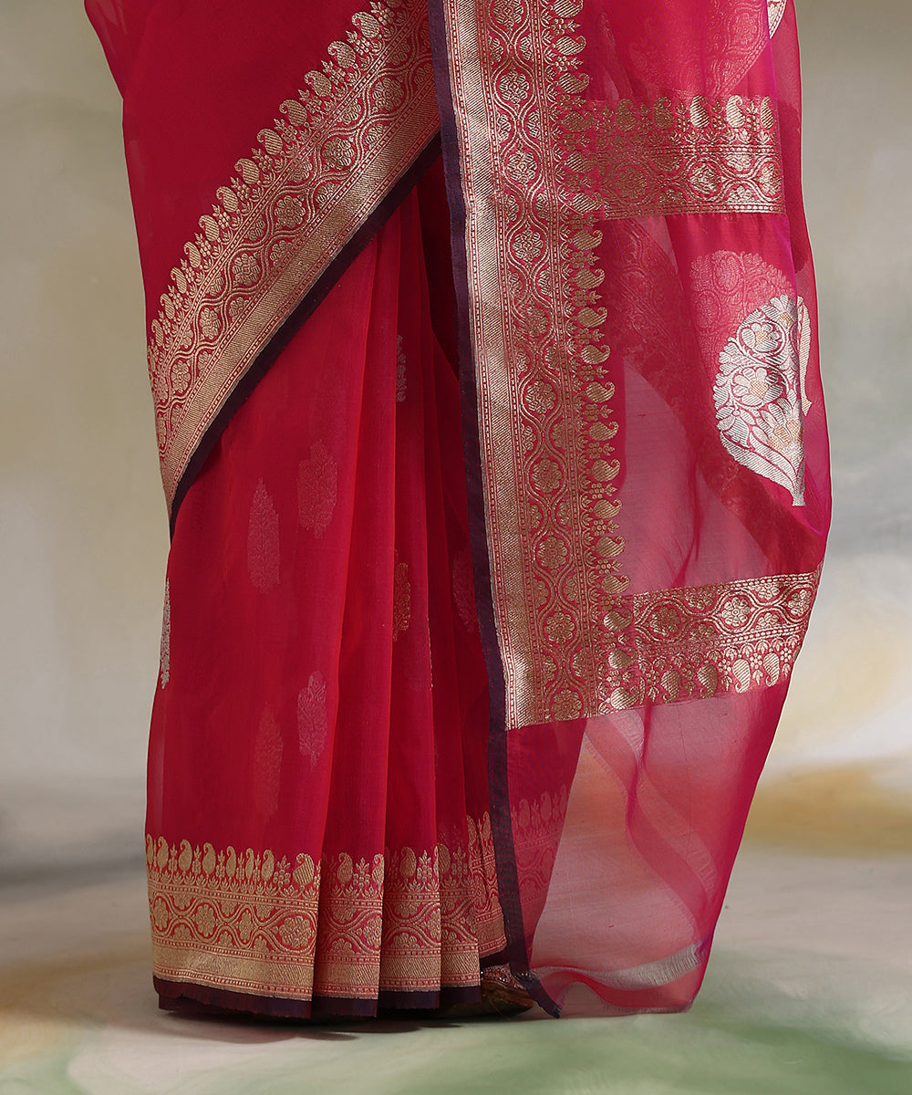 Handloom_Hot_Pink_Pure_Kora_Silk_Banarasi_Saree_With_Border_WeaverStory_04