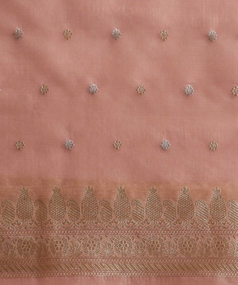 Baby_Pink_Handloom_Pure_Kora_Silk_Banarasi_Saree_With_Sona_Rupa_Kadhwa_Booti_WeaverStory_05