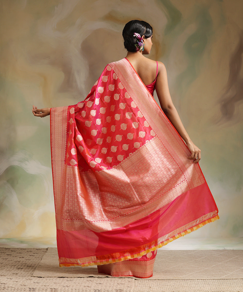 Hot_Pink_Double_Shade_Handloom_Pure_Katan_Silk_Banarasi_Saree_With_Golden_Cutwork_Booti_WeaverStory_03