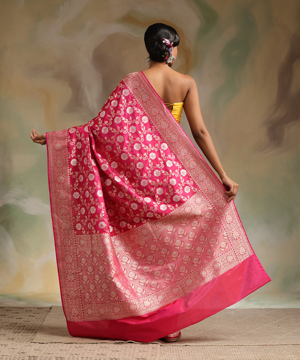 Handloom_Hot_Pink_Double_Shade_Pure_Katan_Silk_Banarasi_Saree_With_Jaal_WeaverStory_03