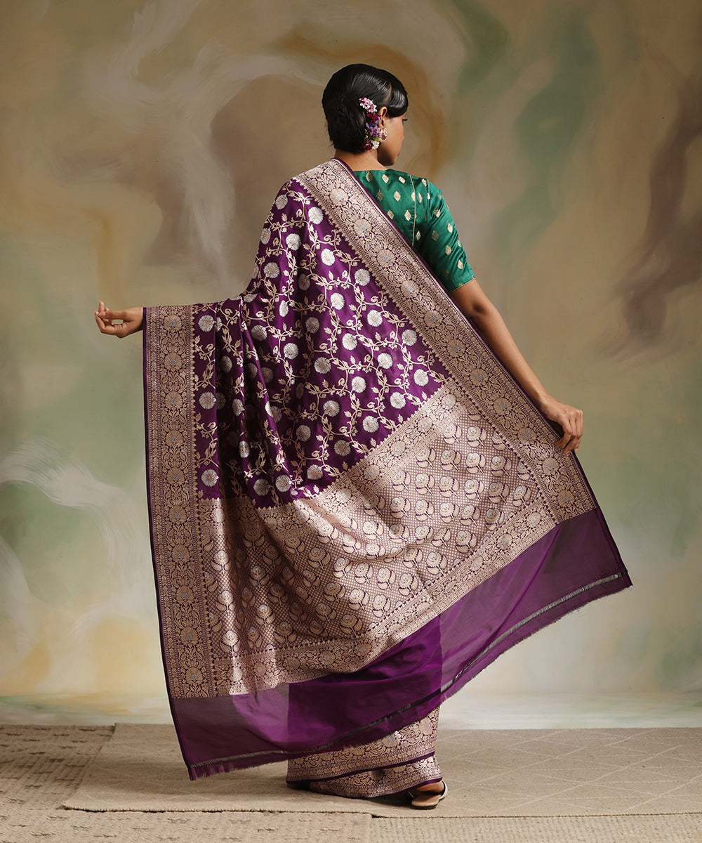 Purple_Handloom_Pure_Katan_Silk_Banarasi_Saree_With_Sona_Rupa_Cutwork_Jaal_WeaverStory_03