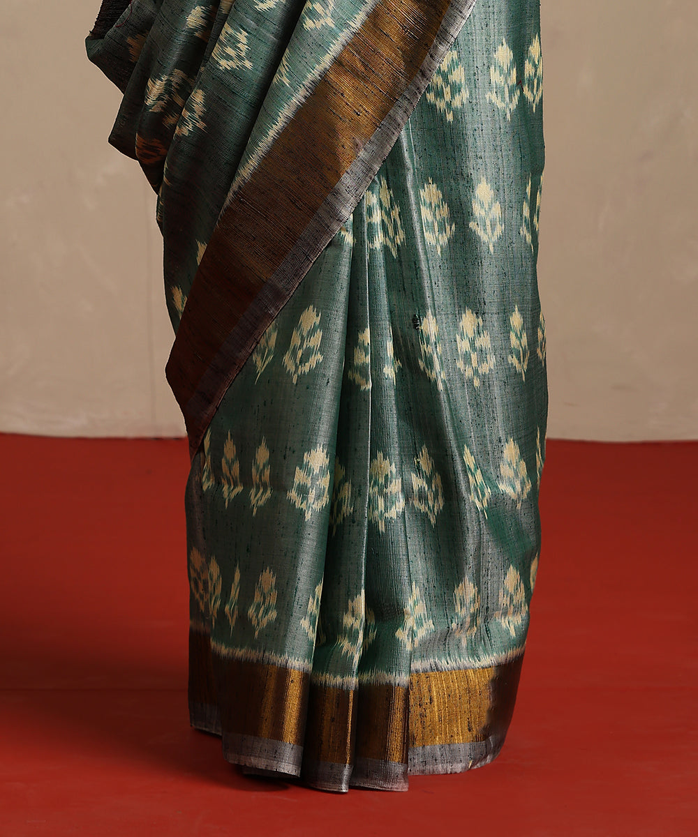 Pastel_Green_And_Grey_Double_Shade_Handloom_Pure_Raw_Silk_Ikat_Patola_Saree_WeaverStory_04