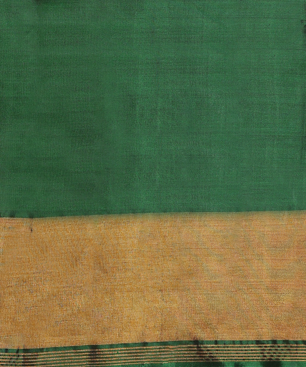 Handloom_Dark_Green_And_Mustard_Pure_Mulberry_Silk_Ikat_Patola_Saree_WeaverStory_05