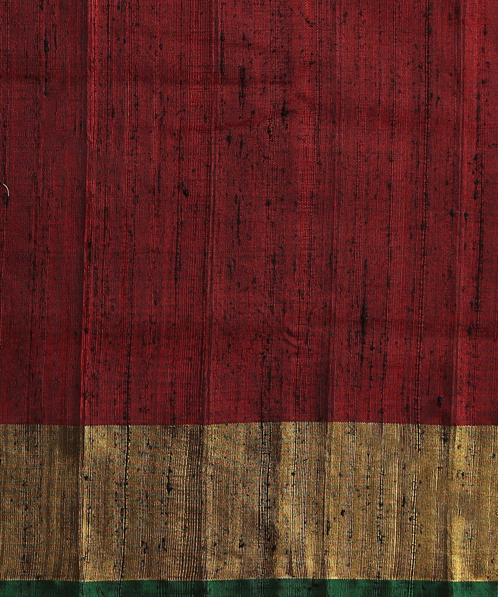 Handloom_Hot_Pink_Pure_Raw_Silk_Single_Ikat_Patola_Saree_With_Tissue_Border_WeaverStory_05