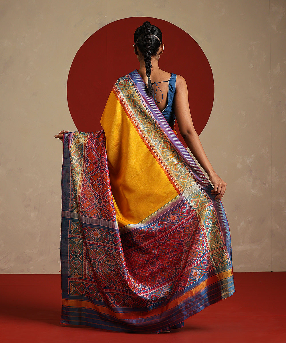 Mustard_And_Red_Double_Shade_Pure_Mulberry_Silk_Ikat_Patola_Saree_WeaverStory_03