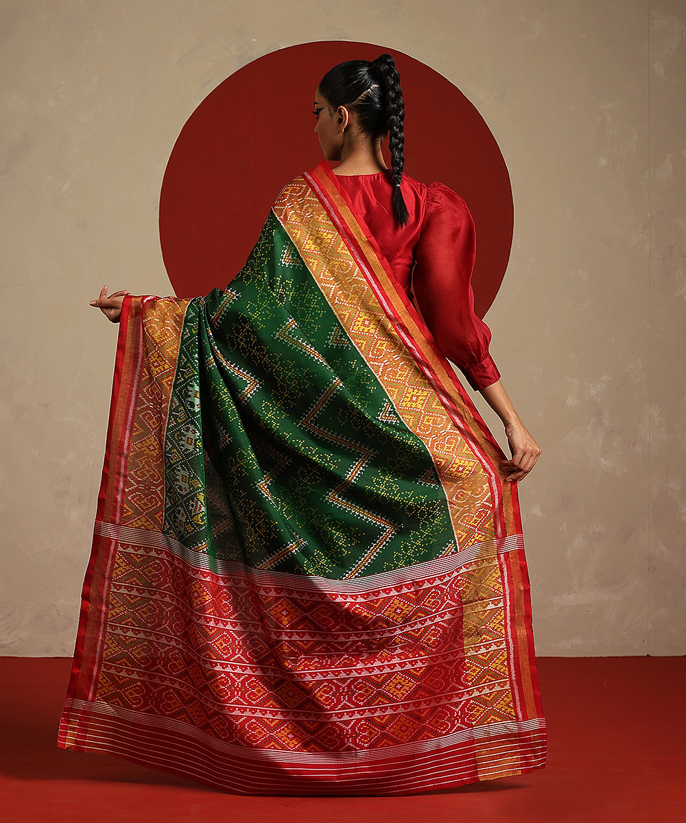Handloom_Green_Red_Mustard_Double_Shade_Pure_Mulberry_Silk_Ikat_Patola_Saree_WeaverStory_03
