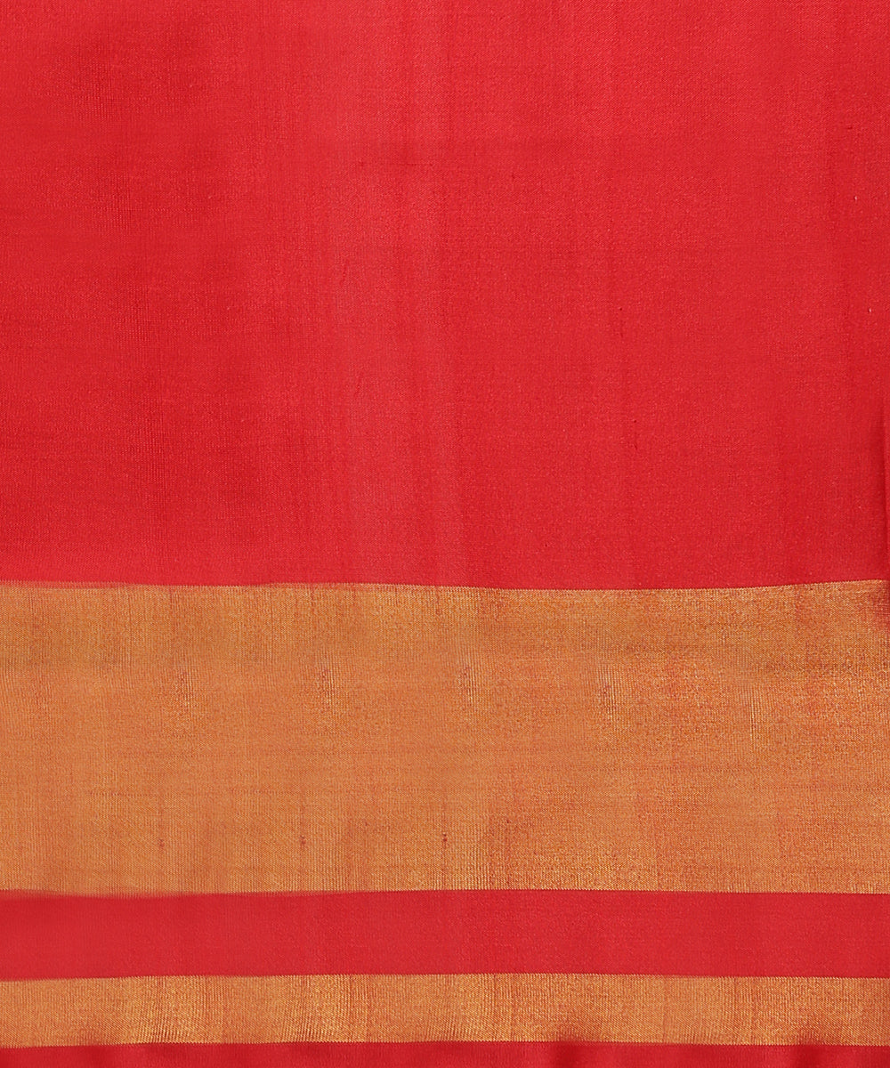 Handloom_Green_Red_Mustard_Double_Shade_Pure_Mulberry_Silk_Ikat_Patola_Saree_WeaverStory_05