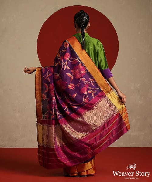 Purple_And_Pink_Handloom_Pure_Mulberry_Silk_Ikat_Patola_Saree_With_Tissue_Border_WeaverStory_03