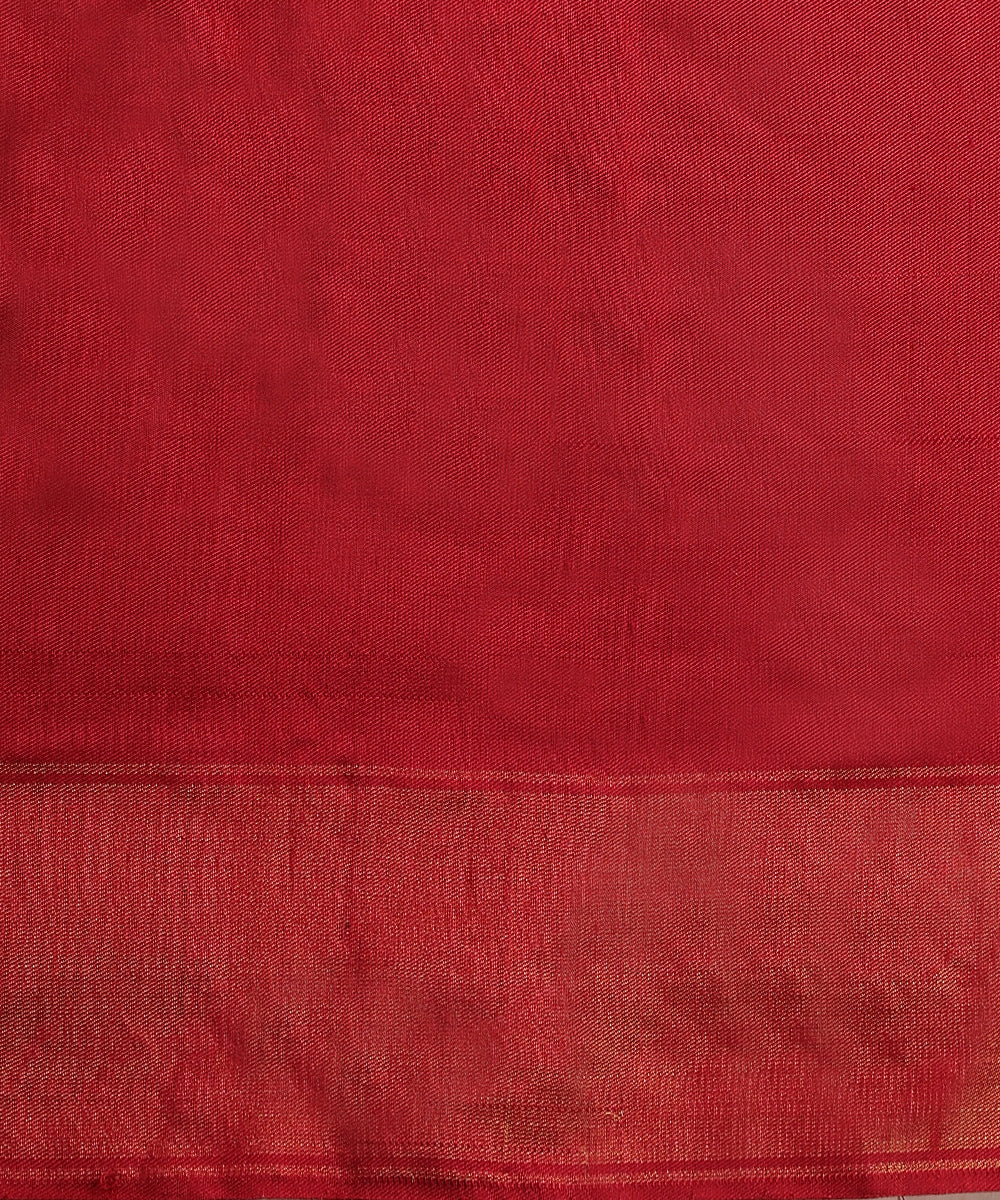 Peach_And_Maroon_Handloom_Pure_Mulberry_Silk_Single_Ikat_Patola_Saree_WeaverStory_05