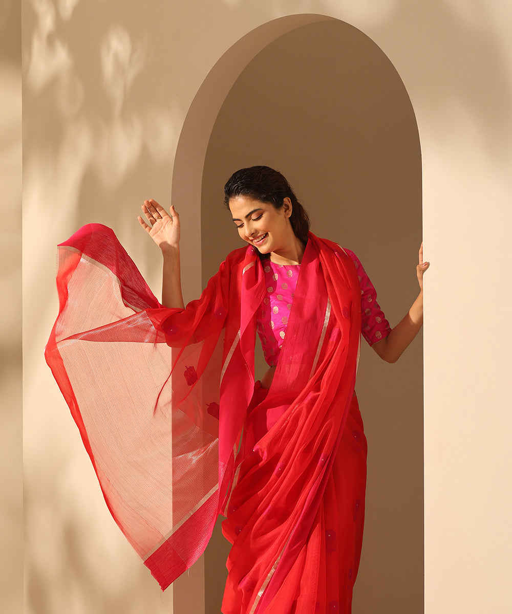 Handloom_Red_Pure_Cotton_Chanderi_Saree_All_Over_Flower_Motifs_WeaverStory_01