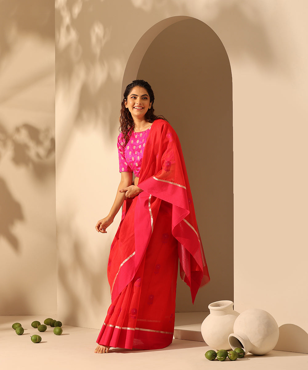 Handloom_Red_Pure_Cotton_Chanderi_Saree_All_Over_Flower_Motifs_WeaverStory_02