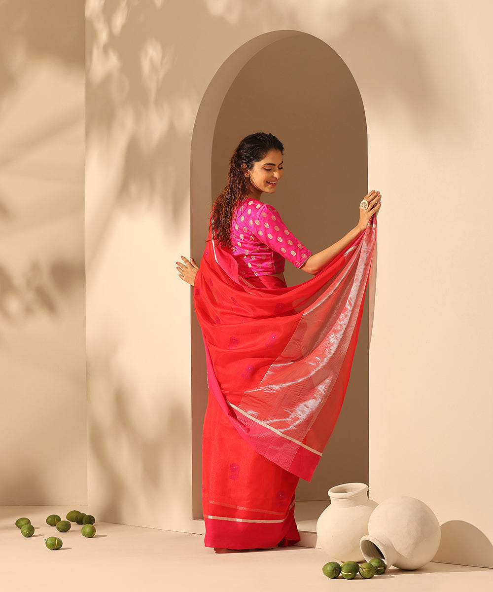 Handloom_Red_Pure_Cotton_Chanderi_Saree_All_Over_Flower_Motifs_WeaverStory_03