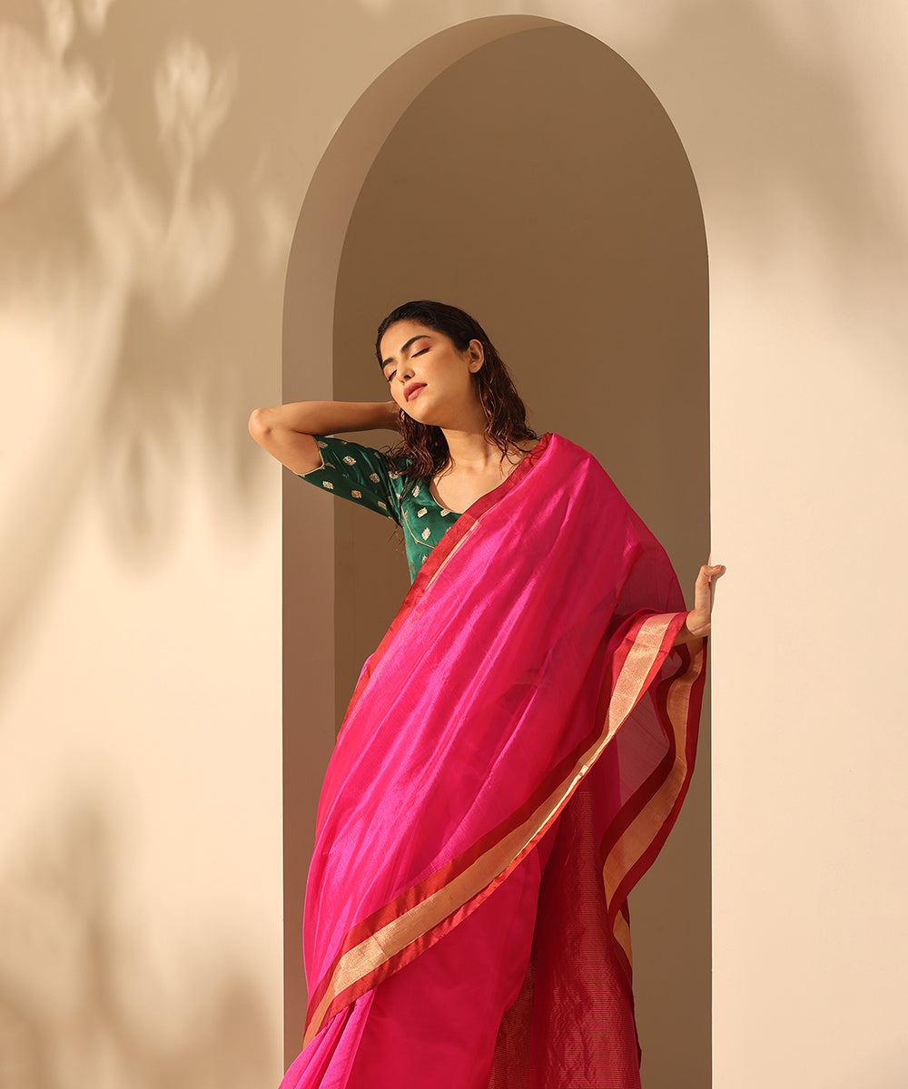 Hot_Pink_Handloom_Plain_Pure_Chanderi_Silk_Saree_With_Tissue_Border_WeaverStory_01