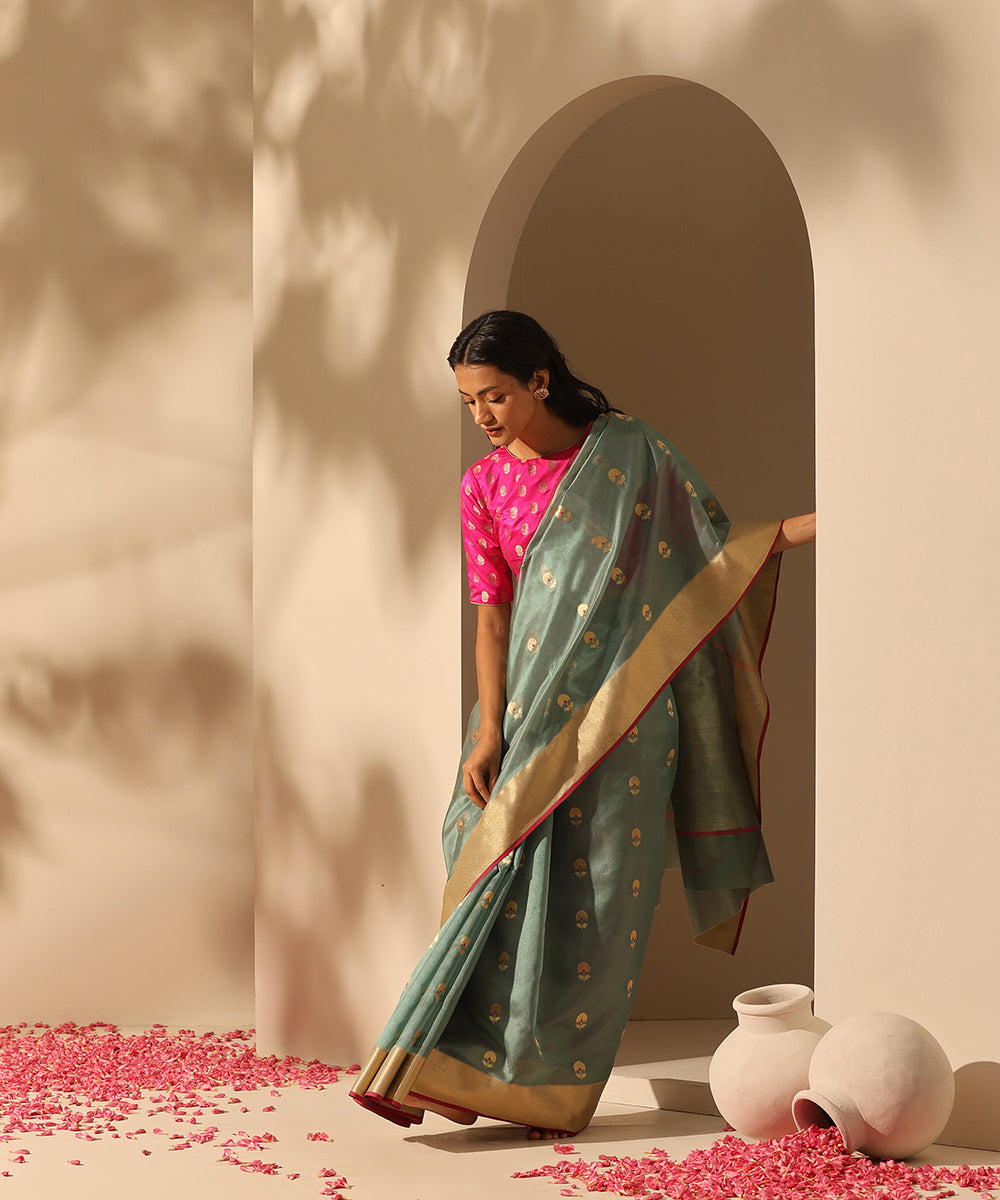 Handloom_Pastel_Sage_Green_Pure_Chanderi_Silk_Saree_With_All_Over_Kadhwa_Golden_Flower_Motifs_WeaverStory_02