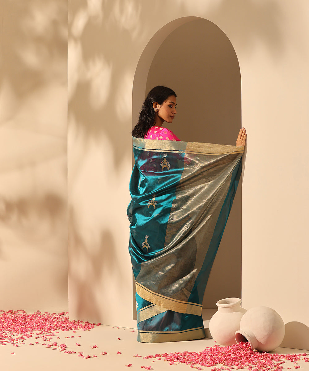 Handloom_Deep_Teal_Pure_Chanderi_Silk_Saree_With_All_Over_Chand_And_Chidiyaa_Motif_WeaverStory_03
