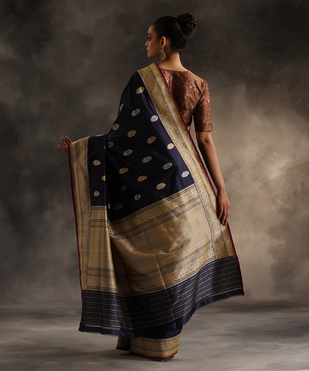 Navy_Blue_Handloom_Pure_Katan_Silk_Banarasi_Saree_All_Over_Sona_Rupa_Kadhwa_Booti_WeaverStory_03
