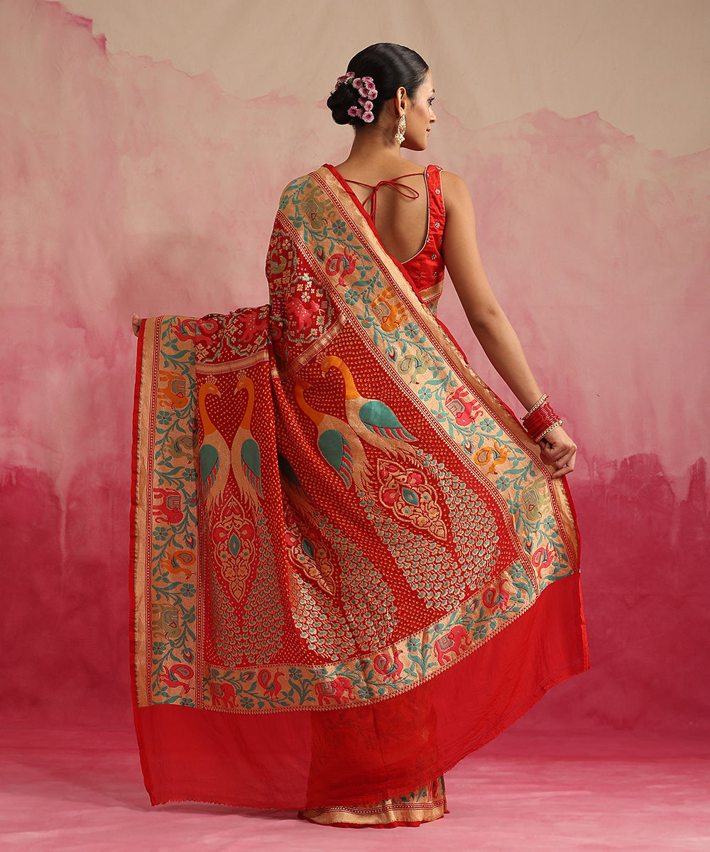 Handloom_Red_Pure_Georgette_Banarasi_Bandhej_Saree_With_Shikargah_Paithani_Border_WeaverStory_03