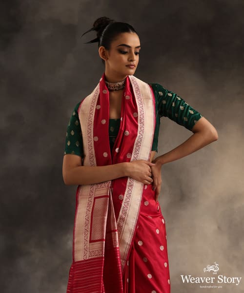 Magenta_Handloom_Pure_Katan_Silk_Banarasi_Saree_With_Asharfi_Booti_WeaverStory_01