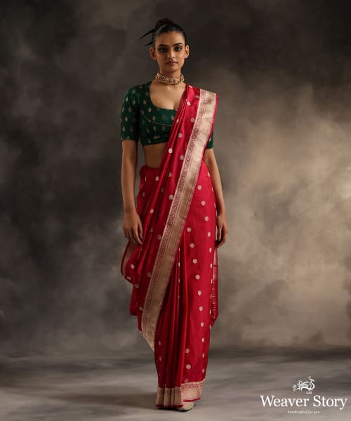 Magenta_Handloom_Pure_Katan_Silk_Banarasi_Saree_With_Asharfi_Booti_WeaverStory_02