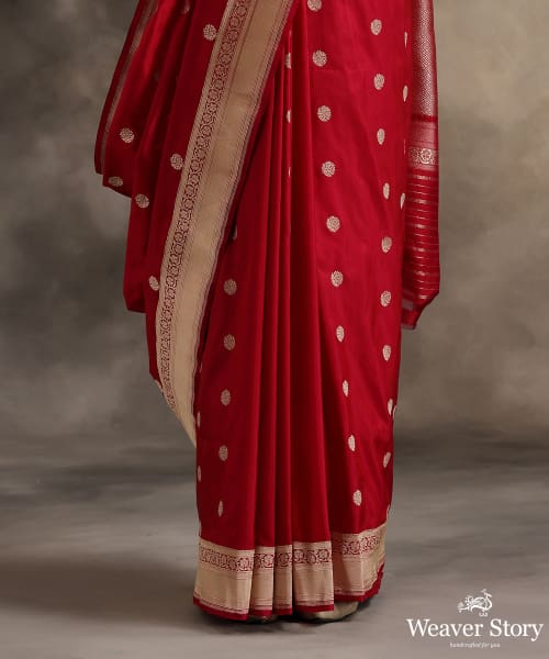 Magenta_Handloom_Pure_Katan_Silk_Banarasi_Saree_With_Asharfi_Booti_WeaverStory_04