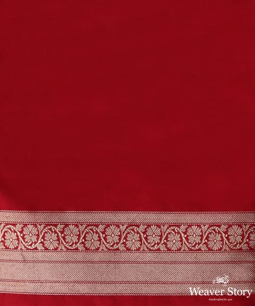 Magenta_Handloom_Pure_Katan_Silk_Banarasi_Saree_With_Asharfi_Booti_WeaverStory_05