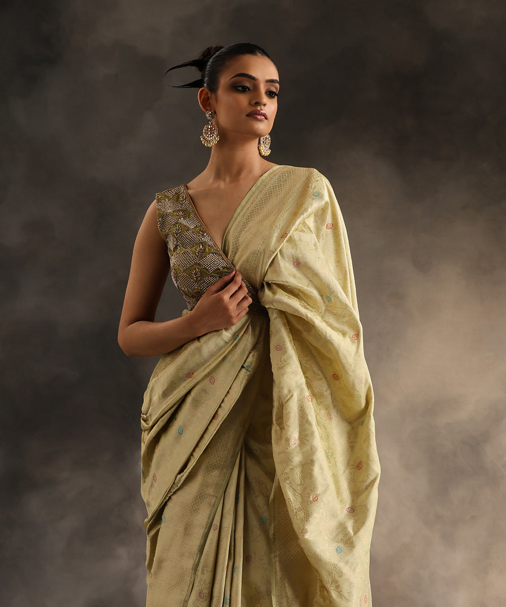 Pastel_Pista_Handloom_Pure_Katan_Silk_Kimkhab_Shikargah_Banarasi_Saree_With_Meenakari_WeaverStory_01
