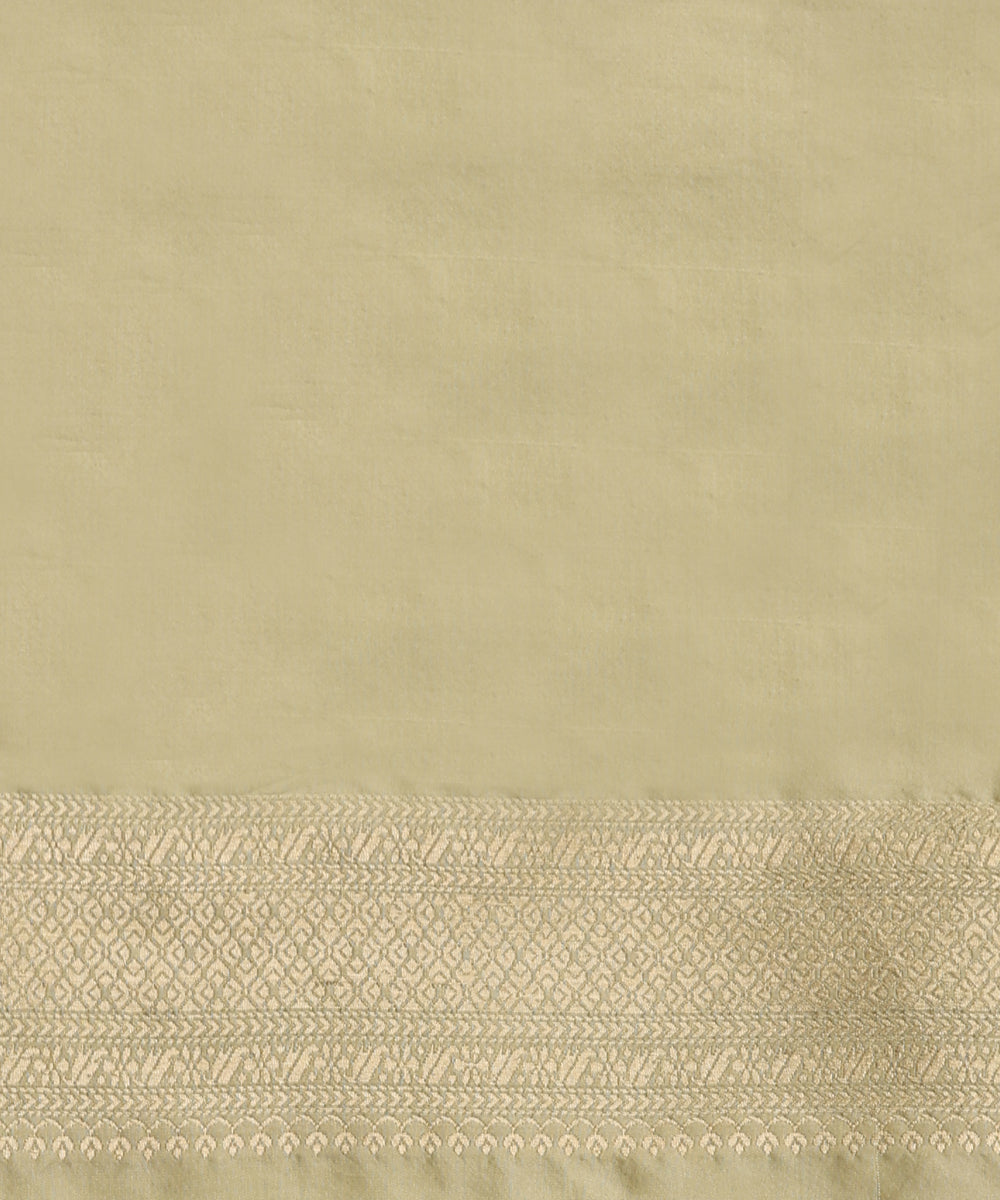 Pastel_Pista_Handloom_Pure_Katan_Silk_Kimkhab_Shikargah_Banarasi_Saree_With_Meenakari_WeaverStory_05