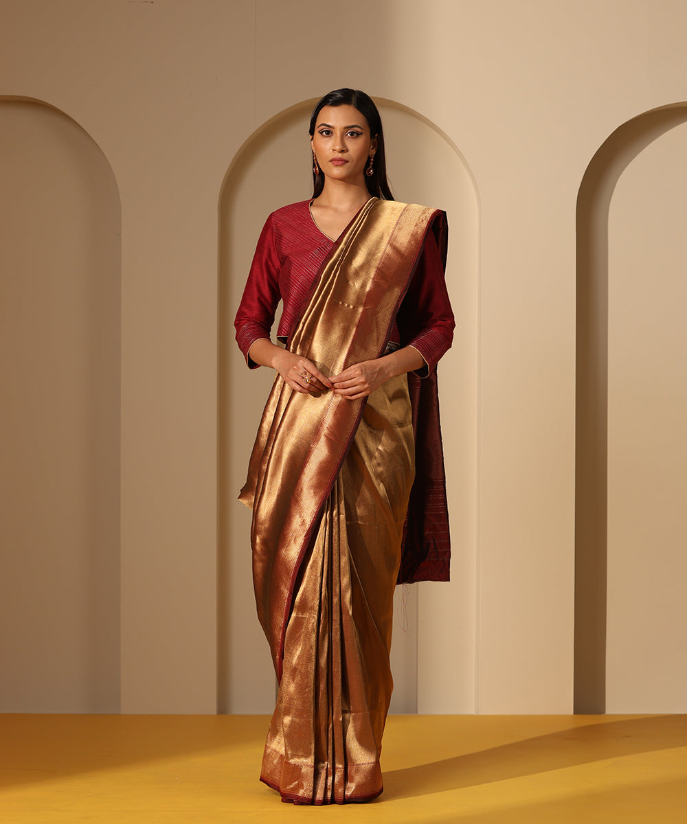 Maroon_And_Gold_Handloom_Pure_Tissue_Silk_Banarasi_Saree_With_Antique_Zari_WeaverStory_02