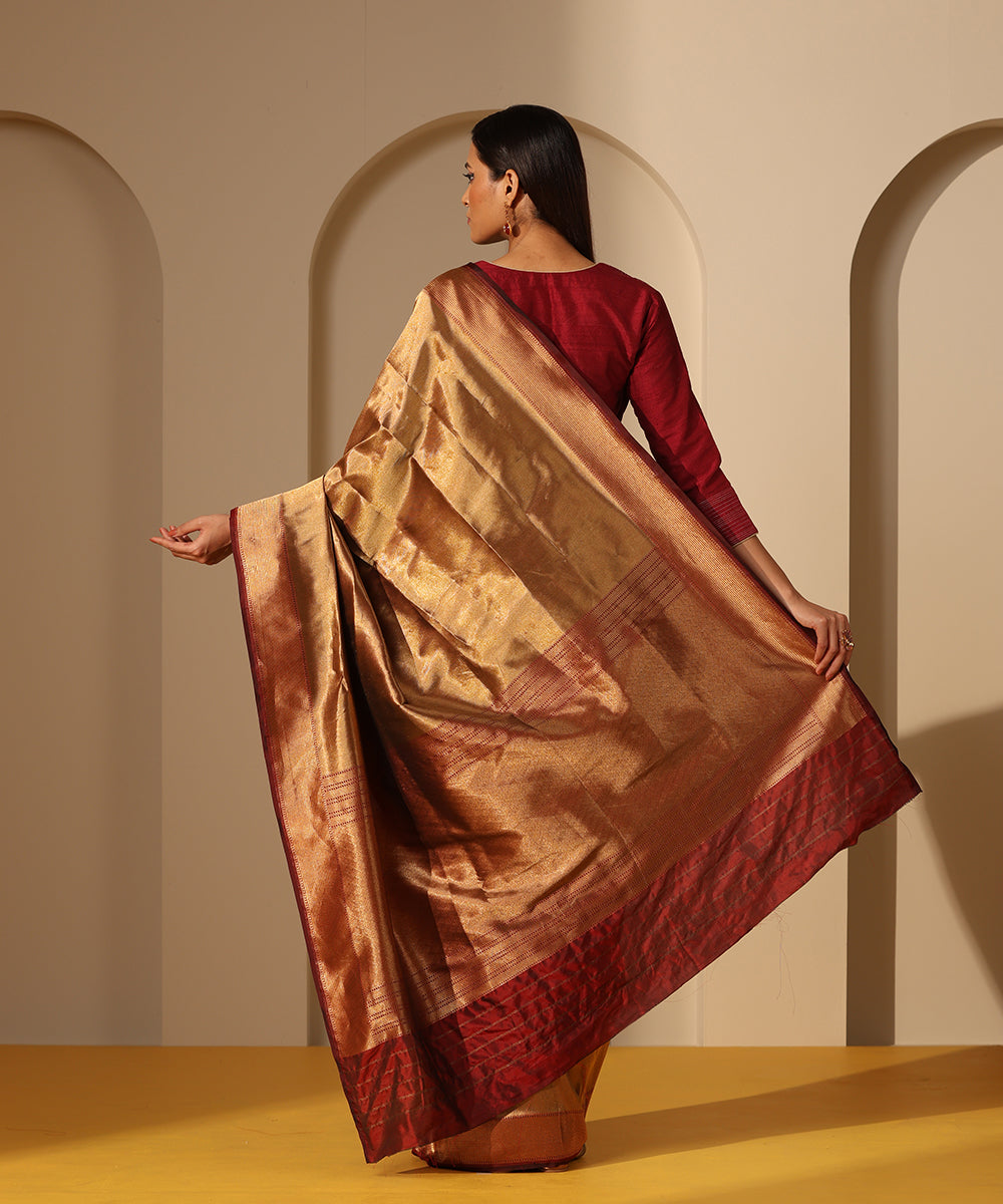 Maroon_And_Gold_Handloom_Pure_Tissue_Silk_Banarasi_Saree_With_Antique_Zari_WeaverStory_03