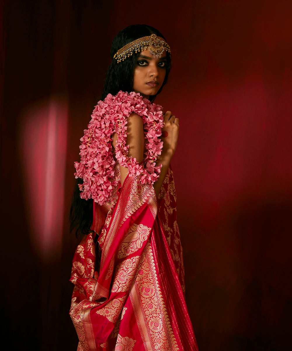 Handloom_Red_Pure_Katan_Silk_Banarasi_Saree_With_Meenakari_WeaverStory_01