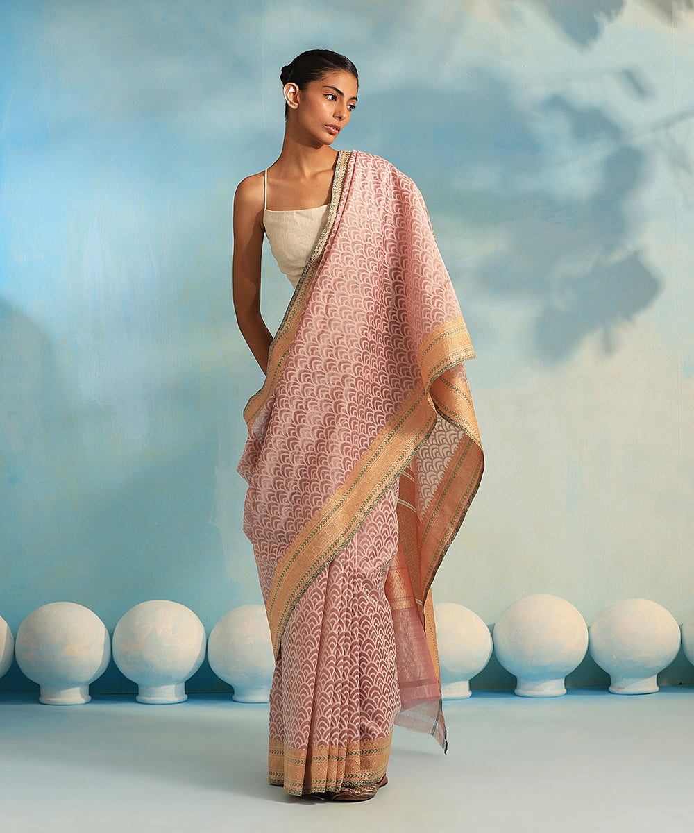 Handloom_Mauve_Pure_Kora_Tissue_Tanchoi_Banarasi_Saree_With_Kadhwa_Border_WeaverStory_02