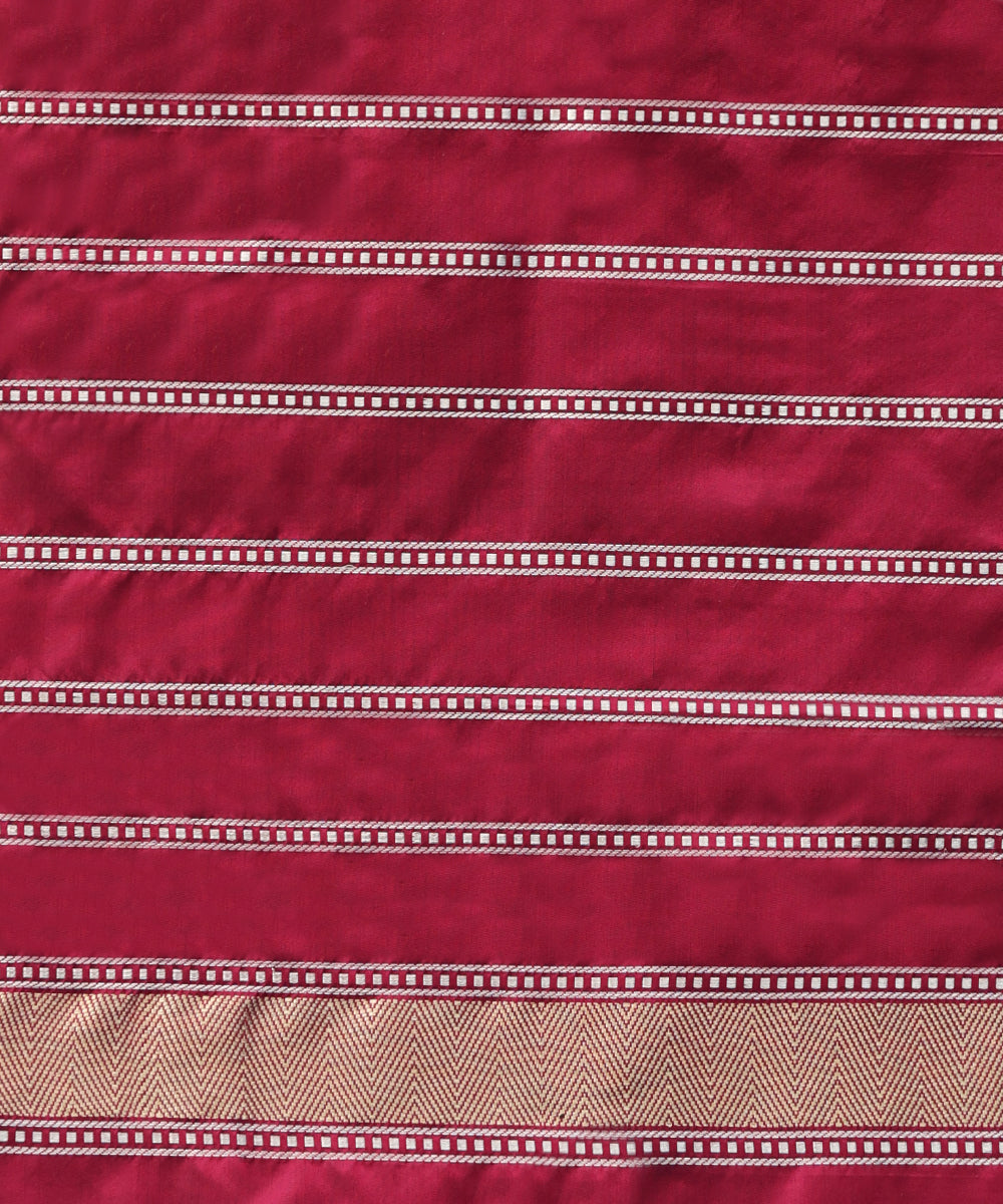 Maroon_Handloom_Pure_Katan_Silk_Zari_Wasket_Saree_With_Kadhwa_Border_WeaverStory_05