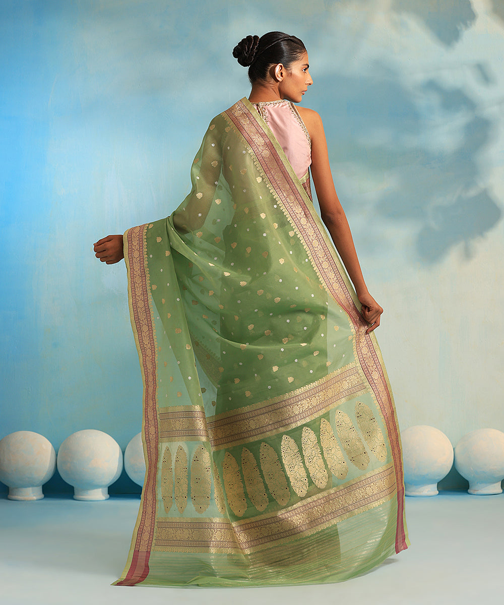 Cardamom_Green_Handloom_Pure_Kora_Silk_Banarasi_Saree_With_Kadhwa_Border_WeaverStory_03