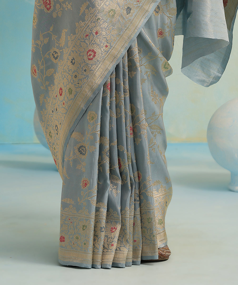 Handloom_Light_Blue_Pure_Katan_Tissue_Banarasi_Saree_With_Meenakari_Jaal_WeaverStory_04