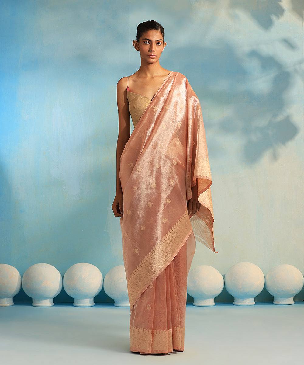 Light_Peach_And_Gold_Pure_Kora_Tissue_Banarasi_Saree_With_Kadhwa_Booti_WeaverStory_02
