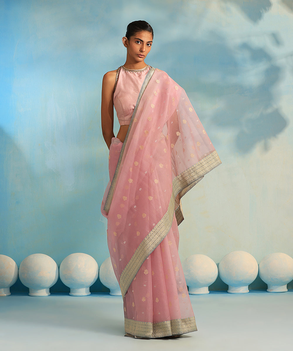 Handloom_Light_Pink_Pure_Kora_Silk_Banarasi_Saree_With_Kadhwa_Booti_And_Border_WeaverStory_02