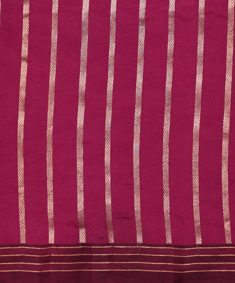 Handloom_Plum_Pure_Katan_Silk_Banarasi_Saree_With_Kadhwa_Chevron_Border_WeaverStory_05