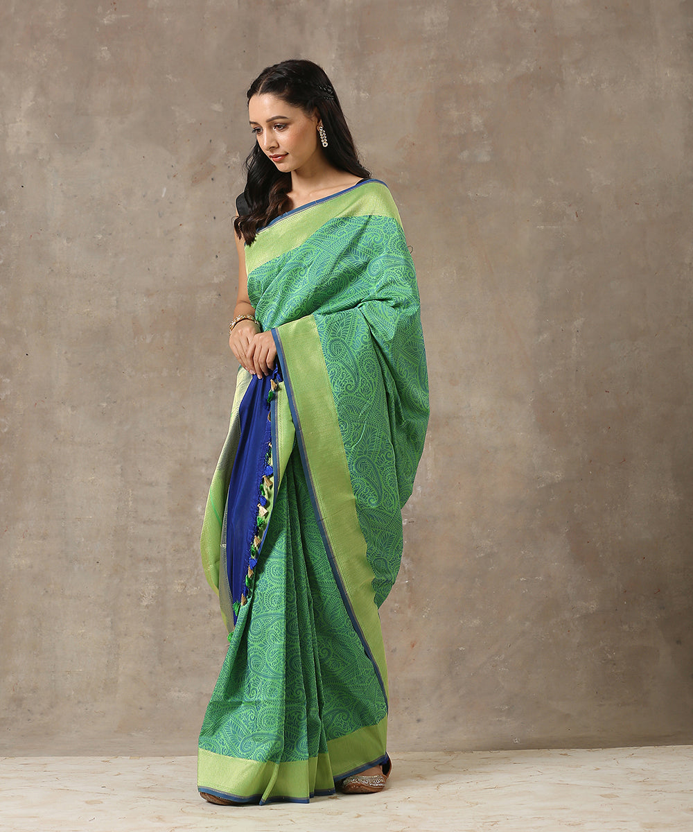 Handloom_Green_Katan_Georgette_Jamawar_Banarasi_Saree_with_Blue_Selvedge_WeaverStory_02
