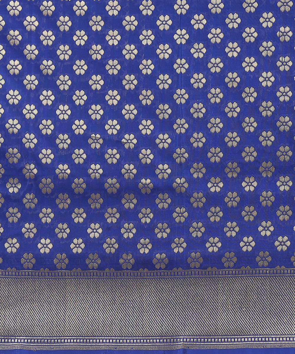 Handloom_Green_Katan_Georgette_Jamawar_Banarasi_Saree_with_Blue_Selvedge_WeaverStory_05