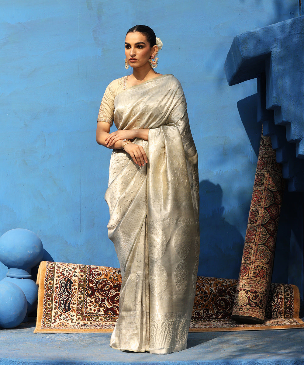 Cardamom_Green_Handloom_Pure_Katan_Silk_Kimkhab_Banarasi_Saree_With_Silver_Zari_WeaverStory_02