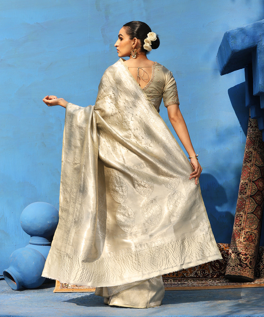 Cardamom_Green_Handloom_Pure_Katan_Silk_Kimkhab_Banarasi_Saree_With_Silver_Zari_WeaverStory_03