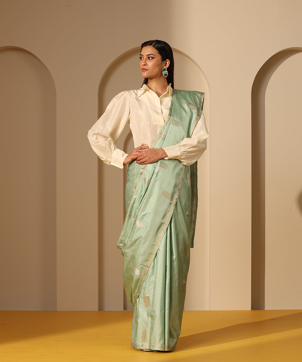 Handloom_Light_Green_Pure_Satin_Silk_Banarasi_Saree_With_Kadhwa_Boota_WeaverStory_02