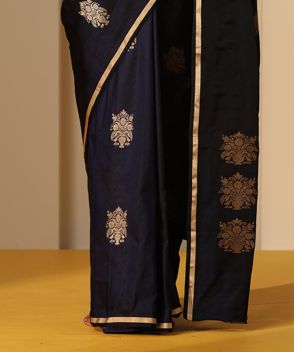 Black_Handloom_Pure_Satin_Silk_Banarasi_Saree_With_Kadhwa_Boota_WeaverStory_04