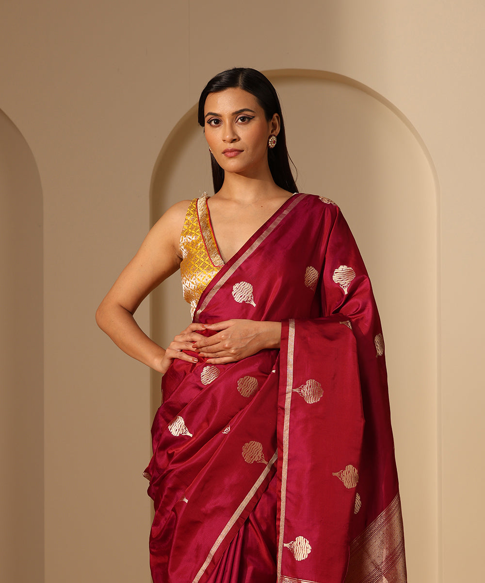 Handloom_Wine_Pure_Satin_Silk_Banarasi_Saree_With_Kadhwa_Boota_WeaverStory_01